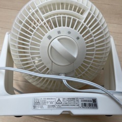 楽天市場】【P5倍 2/10 9:59迄】扇風機 dcモーター 節電センサー リビング扇風機 左右自動首振り 風量10段階 静音 リモコン  入切タイマー YLX-AJD30E DC扇風機 リビングファン サーキュレーター 温度センサー 室温センサー 省エネ 山善 YAMAZEN  【送料無料】 : くらしのｅ 