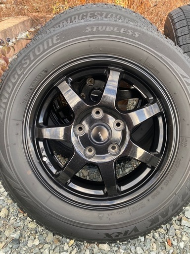 スタッドレス195/65R15