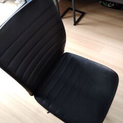 オフィスチェアの画像