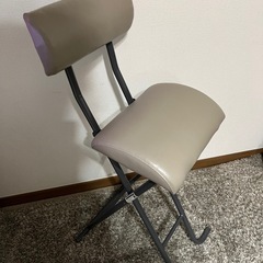 折りたたみ式　椅子の画像