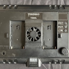 【お譲り先決まりました】動画・写真撮影用照明　YONGNUO YL600Lの画像