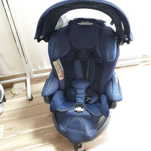 【お取り置き】アップリカチャイルドシート フラディアグロウisofix ピュアネイビー