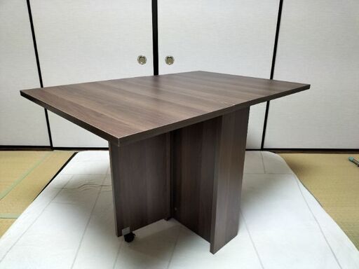 値下げ4500円→3000円　バタフライテーブル