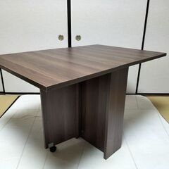 値下げ4500円→3000円　バタフライテーブル