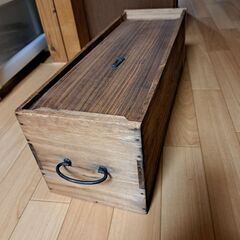 茶道具　短冊箱の画像