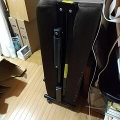 折り畳みベッド（焦げ茶）の画像