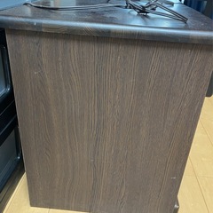 引き出し付　ベッドサイドテーブル  2台の画像