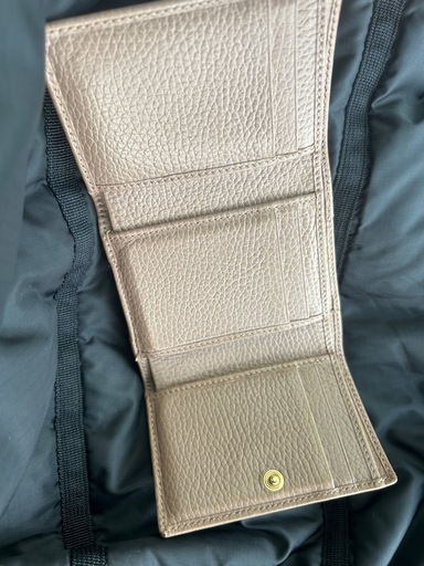 Gucci財布