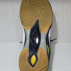 YONEX バドミントン シューズ　24センチ　未使用の画像