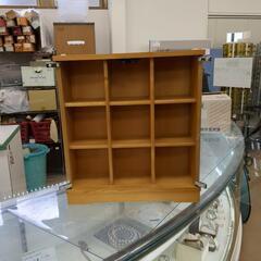 カップ陳列棚✨扉付き収納棚☆ウッド・ガラス扉☆小錆、コレクション収納【こちらは店舗です。浜村鹿野温泉ICから3分 買取本舗 宮本リサイクル 営業時間9～19時 定休日水曜のみ←連絡できませんm(_ _)m】の画像