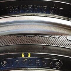 タイヤ新品 24年製 バランス済【TY GIZ 195/65R15】スタッドレス【WAREN 15インチ 6J5HPCD114.3+53】ヴォクシー ノア等　(VTL234)の画像