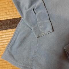 ＊UNIQLO＊水色のフリースパーカー＊の画像