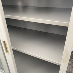 スチール棚　キャビネット鍵なし！　事務スチール棚の画像