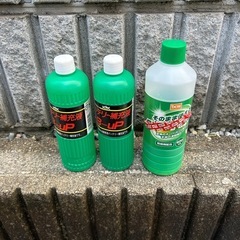 バッテリー補充液とクーラント