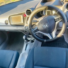 ホンダ インサイト Gの画像