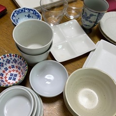食器の画像
