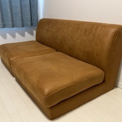 グレス 2人掛け ソファ 肘無 レザーテックス キャメル 鉄脚の画像