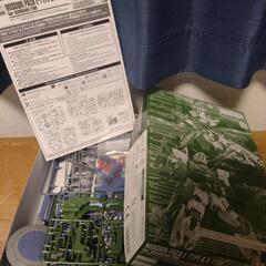 MGガンダムF90完成品 + ミッションパックO＆U、E＆Sタイプ（一部組立済）の画像