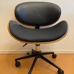 【お洒落デスク×チェア】リモートに最適なデスクとチェアセットの画像