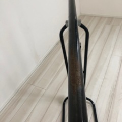 鉄棒　室内の画像