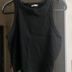 GUタンクトップ