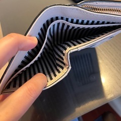 kate  spadeの未使用二つ折り財布！美品です！の画像