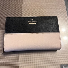 kate  spadeの未使用二つ折り財布！美品です！の画像