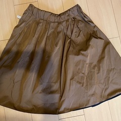 【ADAM ET ROPE】リバーシブルフレアスカートの画像