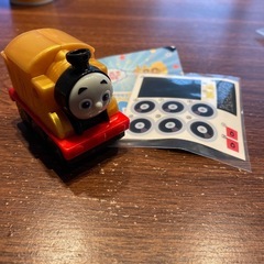 マクドナルドハッピーセット　金のトーマス