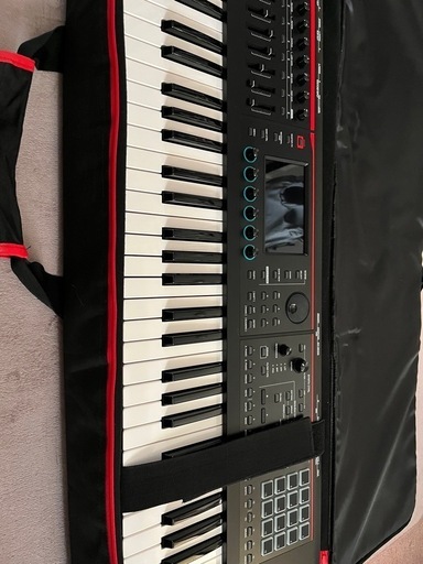 商談中！Roland Fantom-07 シンセサイザー