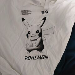 【お引渡し調整中】ユニクロのポケモンTシャツ　サイズXL　差し上げます。の画像