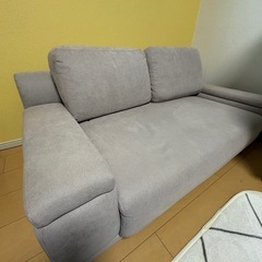 2人掛けローソファーの画像