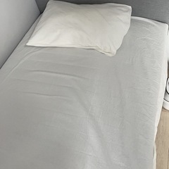 シングルベッド
