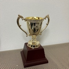 トロフィー