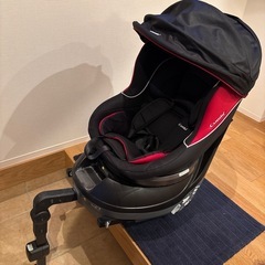 Combi チャイルドシート