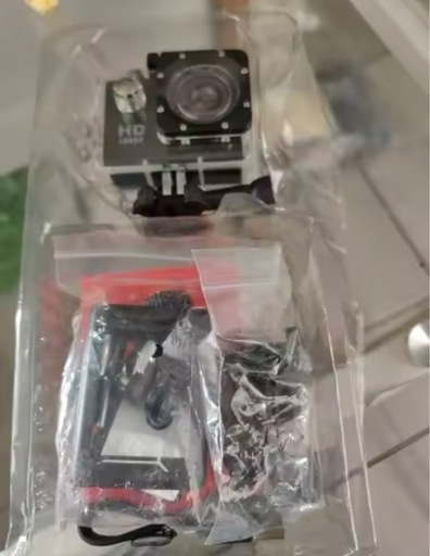 ①アクションカメラ　新品未使用