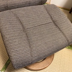 【取引中】一人用リクライニングソファ　オットマン付　ニトリの画像