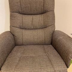【取引中】一人用リクライニングソファ　オットマン付　ニトリの画像