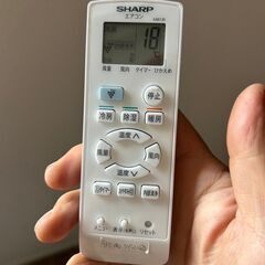即決　エアコン　シャープ　2.2k 100v 中古動作品　取付け可能　中川区　早い者勝ちの画像