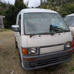 沖縄県の部品取り 車のパーツの中古が安い！激安で譲ります・無料で 