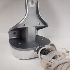 札幌【 T-fal ガーメントスチーマー DT8110J0】ホワイト アクセススチーム 衣類スチーマー スチームアイロン ティファール 北20条店の画像