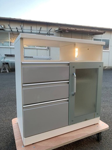 ◻️キッチンカウンター　食器棚◻️