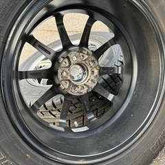 最終値下　ヨコハマタイヤ　スタッドレス　215/65/r16の画像