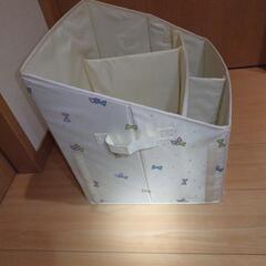 美品‼️ハローキティ　おもちゃ片付けケースの画像