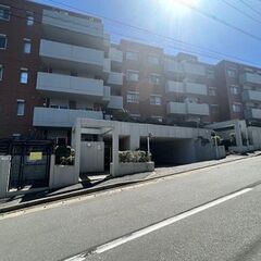 🏡敷地内駐車場有！！3LDK再生マンション！！南区高宮🏡