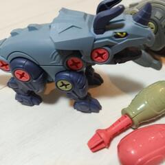 組立式恐竜玩具の画像