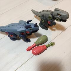 組立式恐竜玩具