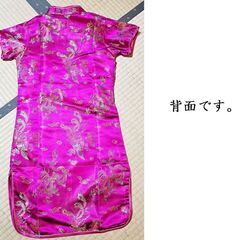 No,142  中国製　子供用チャイナドレス　サイズ120（恐らく）の画像