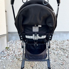 Aprica ブラック ベビーカー ラクーナクッションの画像