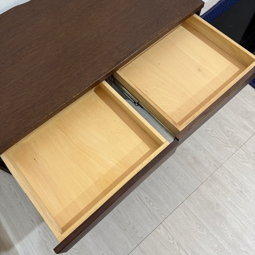 カリモク　デスク　机　電源コンセント付　karimoku